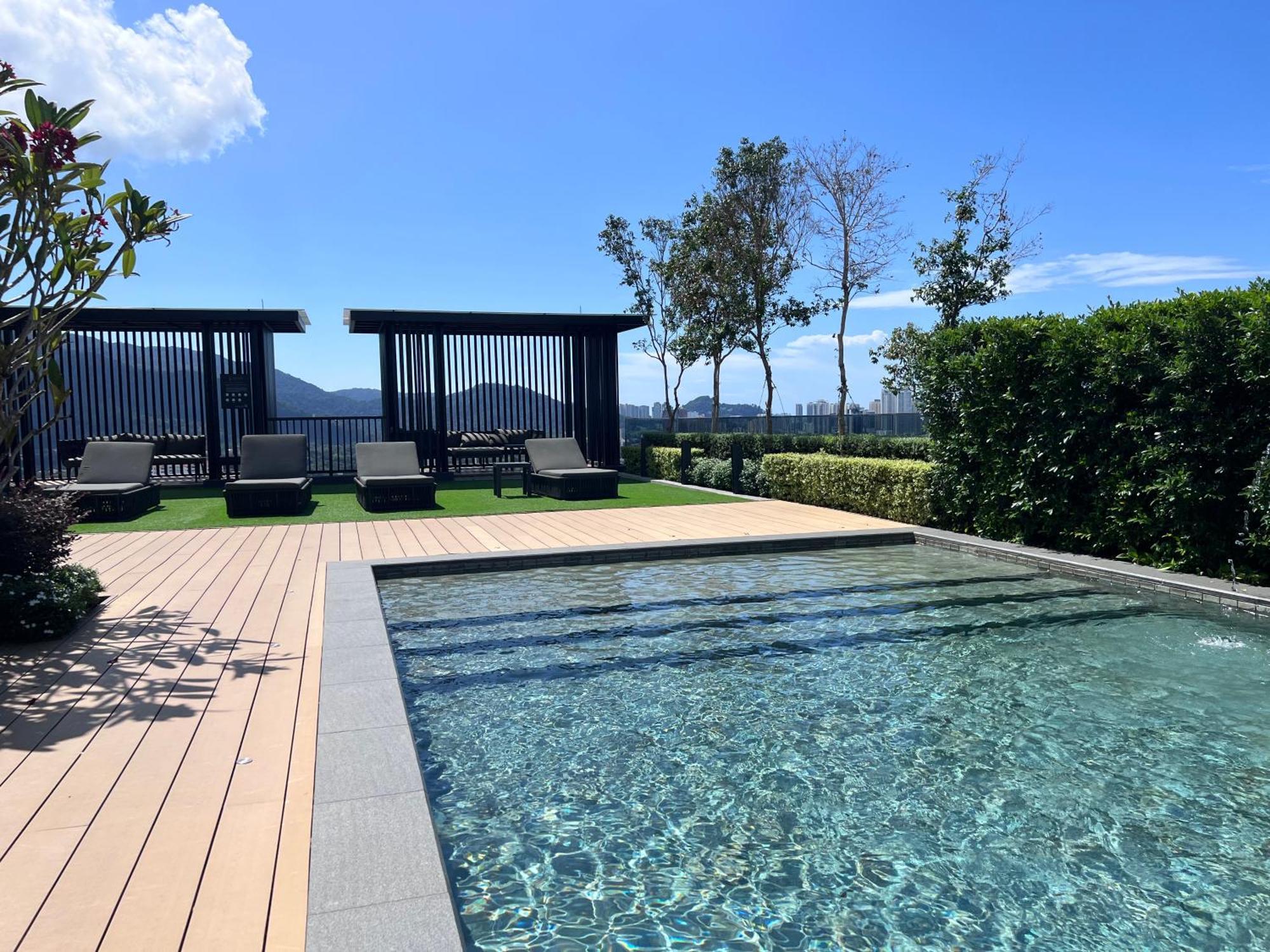 Apartment Beacon Skypool 9 Pax Family & Baby-friendly Luxury Penang George Town