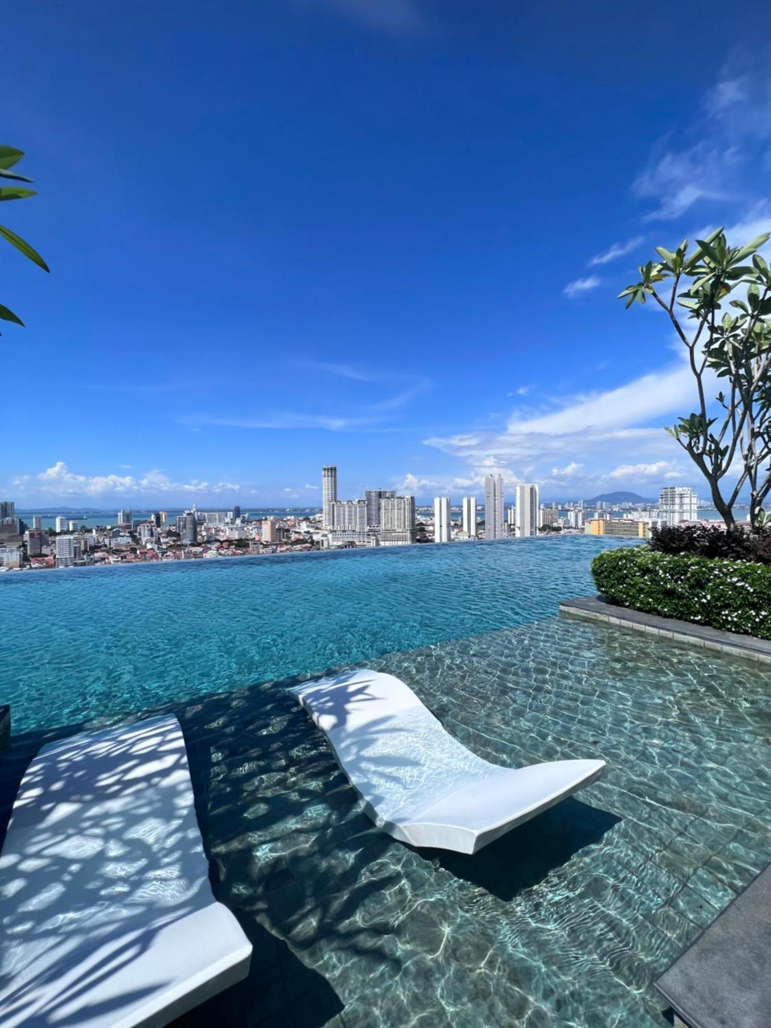 Beacon Skypool 9 Pax Family & Baby-friendly Luxury Penang * George Town